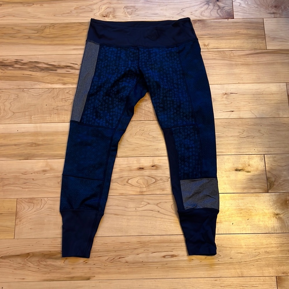 Lululemon retro leggings.